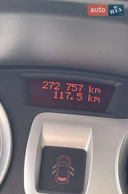 Хетчбек Renault Clio 2012 в 