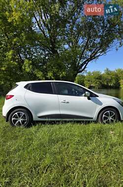 Хэтчбек Renault Clio 2013 в 