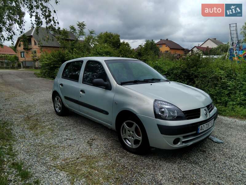 Renault Clio 2001