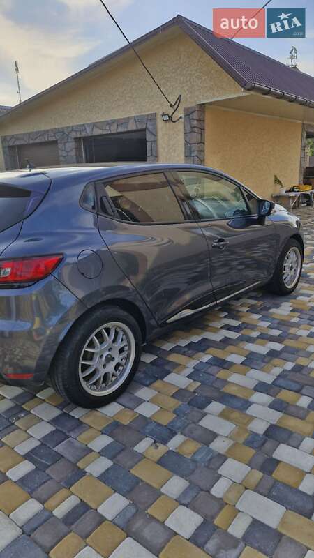 Хэтчбек Renault Clio 2017 в Беляевке фото 8 Хэтчбек Renault Clio 2017 в Беляевке