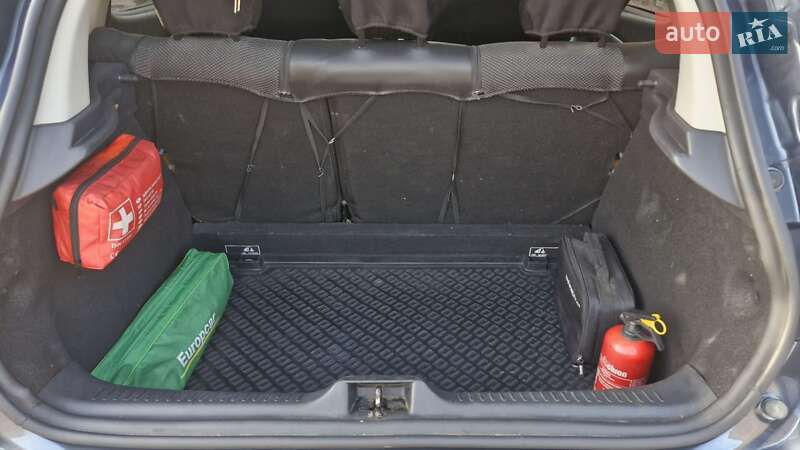 Хэтчбек Renault Clio 2017 в Беляевке фото 7 Хэтчбек Renault Clio 2017 в Беляевке