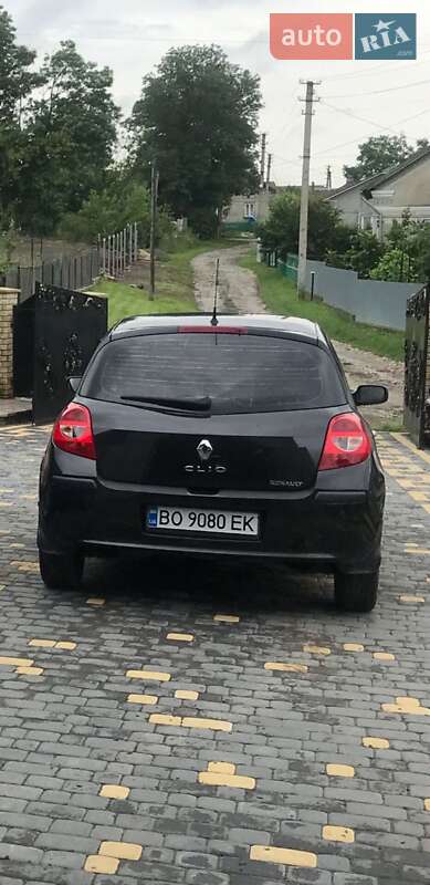 Седан Renault Clio 2007 в Тернополе