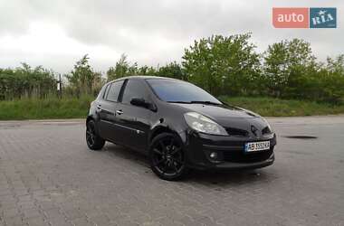 Хэтчбек Renault Clio 2007 в 