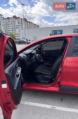 Хэтчбек Renault Clio 2013 в 