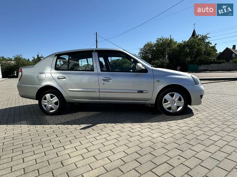 Седан Renault Clio 2006 в Житомирі