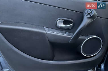 Универсал Renault Clio 2009 в 