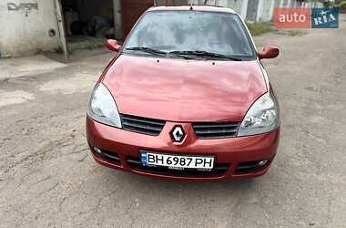 Седан Renault Clio 2006 в 