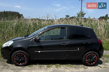Хэтчбек Renault Clio 2012 в Малине