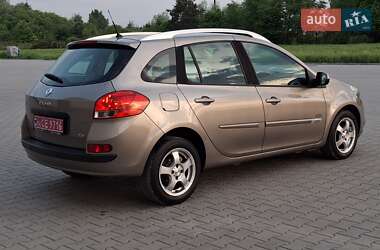 Универсал Renault Clio 2011 в 