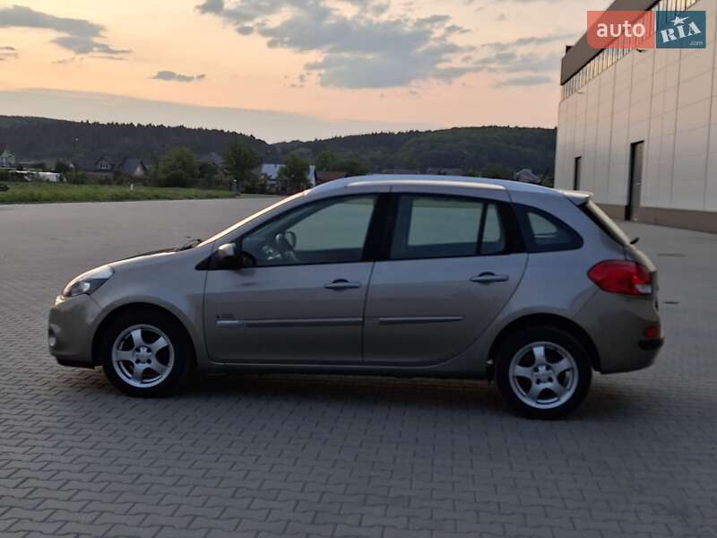 Універсал Renault Clio 2011 в Калуші