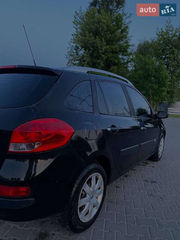 Хэтчбек Renault Clio 2008 в Киеве