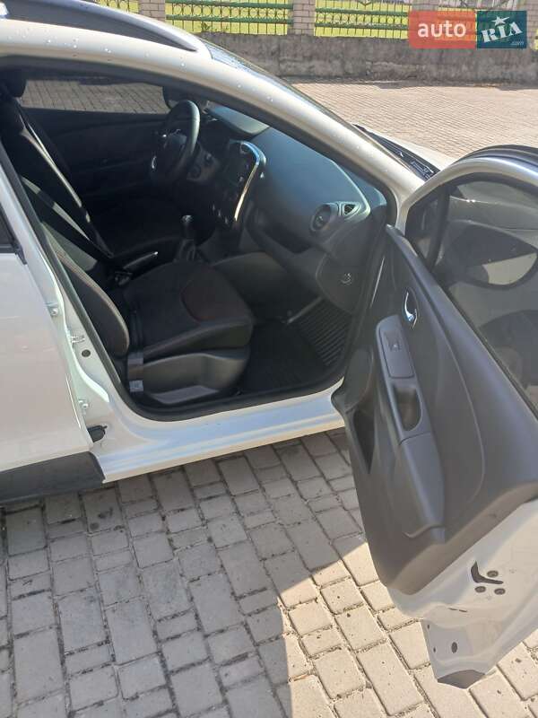 Универсал Renault Clio 2013 в Владимирце