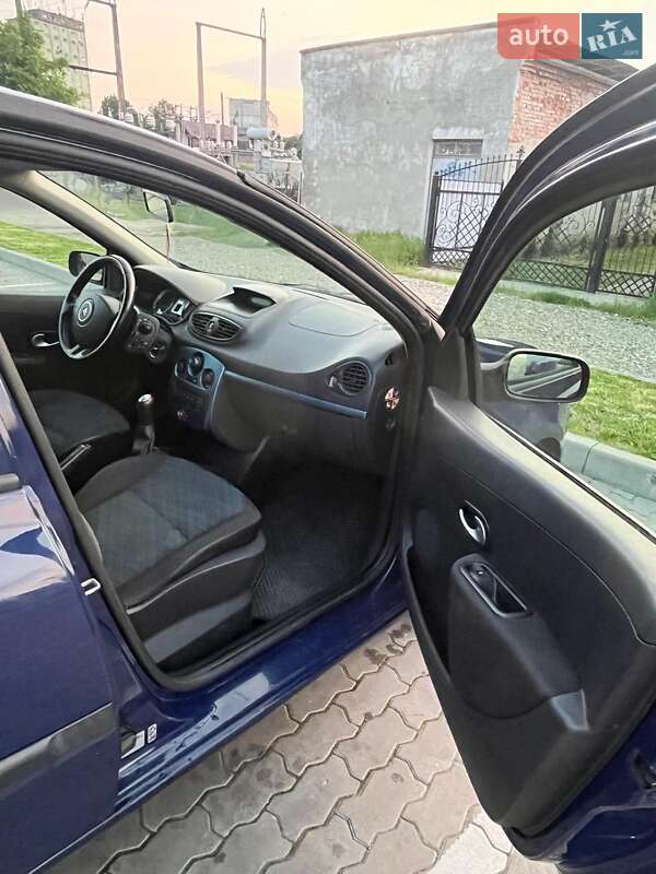 Хэтчбек Renault Clio 2008 в Львове