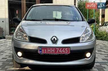 Хэтчбек Renault Clio 2008 в 