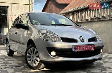 Хэтчбек Renault Clio 2008 в 