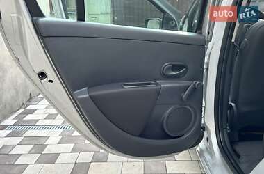 Хэтчбек Renault Clio 2008 в 
