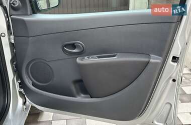 Хэтчбек Renault Clio 2008 в 