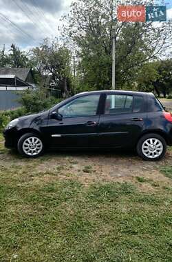 Хэтчбек Renault Clio 2008 в Синельниково