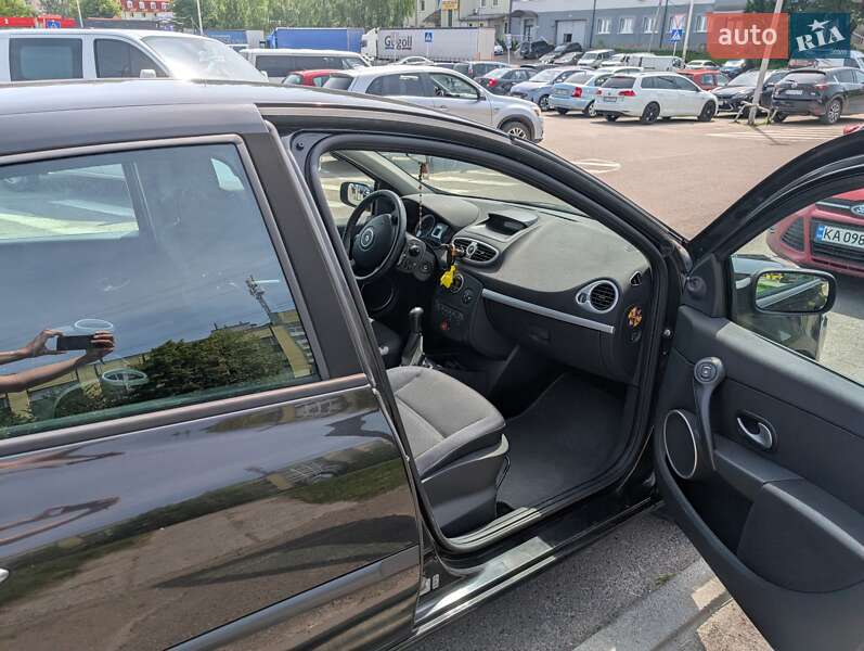 Хэтчбек Renault Clio 2008 в Львове фото 37 Хэтчбек Renault Clio 2008 в Львове