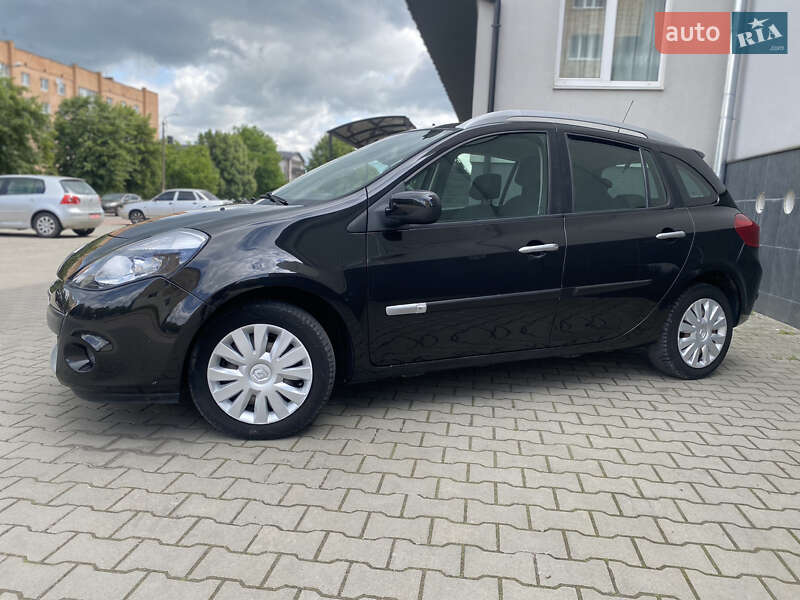 Универсал Renault Clio 2010 в Дубно