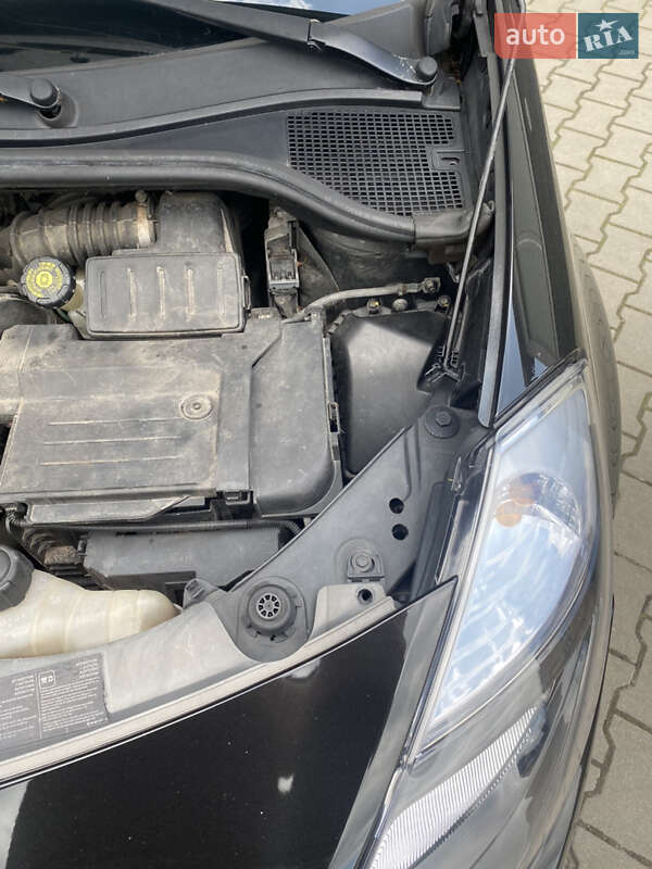 Универсал Renault Clio 2010 в Дубно