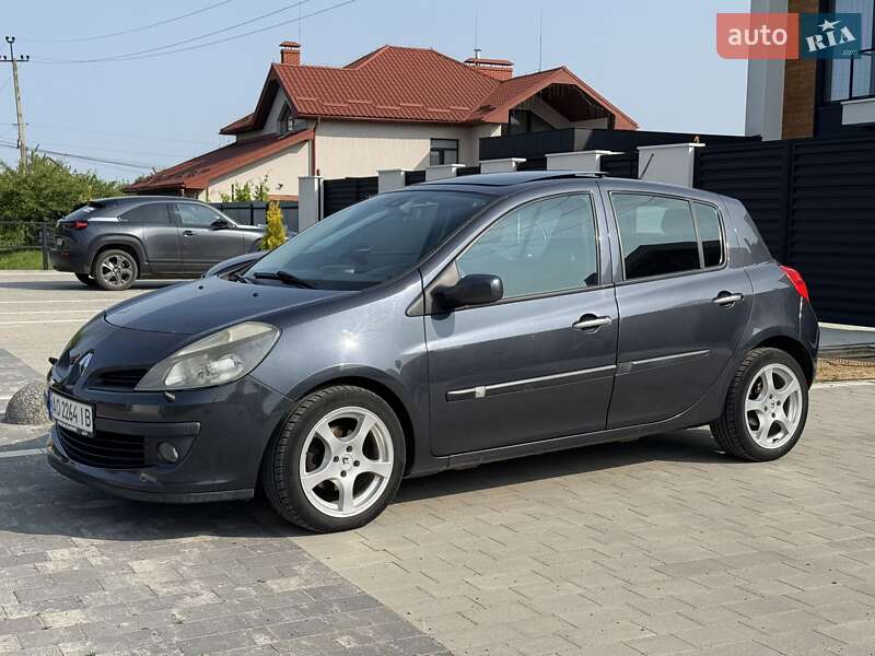 Хэтчбек Renault Clio 2009 в Ужгороде фото 13 Хэтчбек Renault Clio 2009 в Ужгороде
