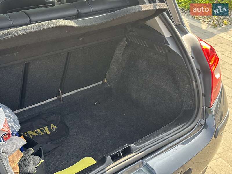 Хэтчбек Renault Clio 2009 в Ужгороде фото 24 Хэтчбек Renault Clio 2009 в Ужгороде