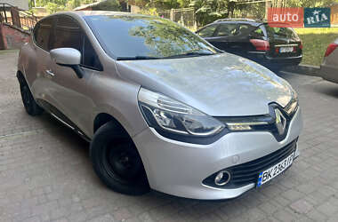 Хэтчбек Renault Clio 2013 в 