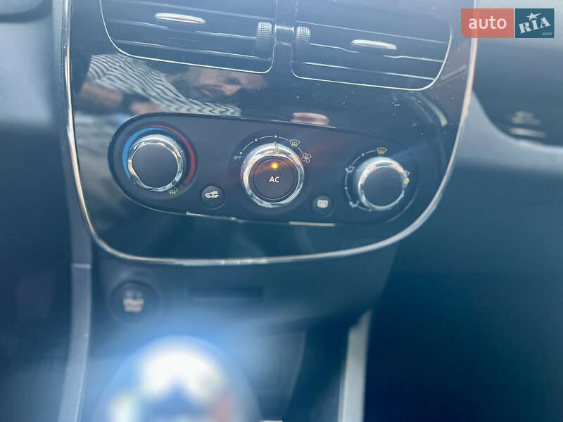 Хэтчбек Renault Clio 2013 в Ивано-Франковске