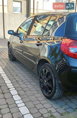 Хэтчбек Renault Clio 2008 в 