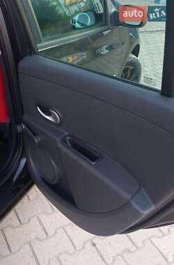 Хэтчбек Renault Clio 2008 в 