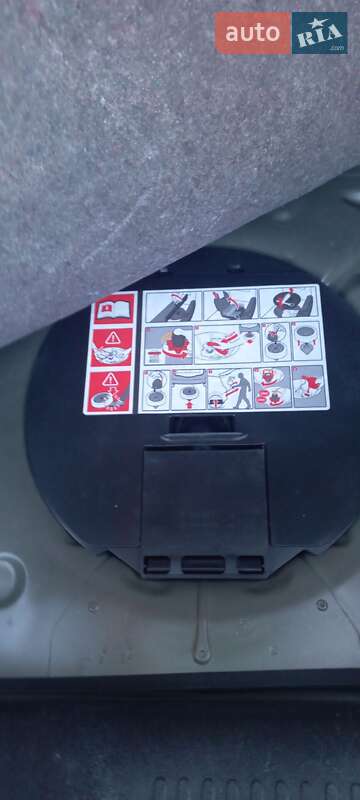 Хэтчбек Renault Clio 2007 в Ивано-Франковске фото 70 Хэтчбек Renault Clio 2007 в Ивано-Франковске