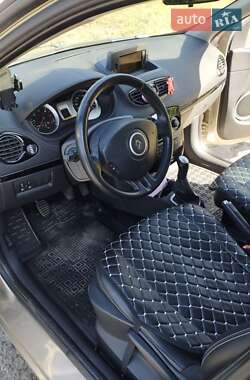Универсал Renault Clio 2012 в 