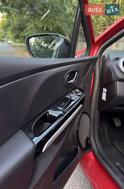 Хэтчбек Renault Clio 2013 в 