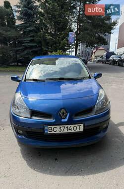Хэтчбек Renault Clio 2008 в 
