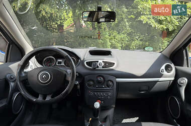Хэтчбек Renault Clio 2008 в 