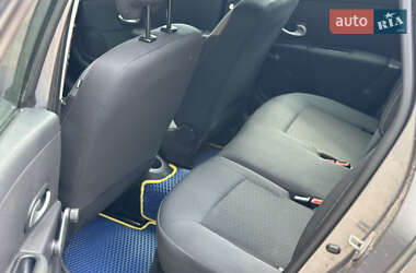 Универсал Renault Clio 2010 в 