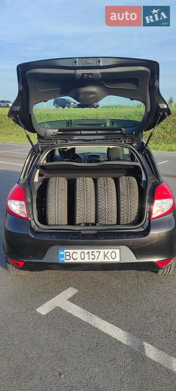 Хетчбек Renault Clio 2011 в Львові