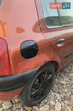 Хэтчбек Renault Clio 1999 в 