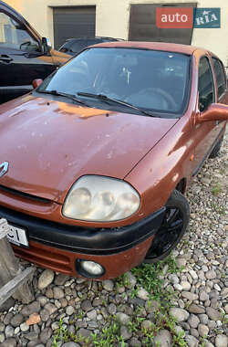 Хэтчбек Renault Clio 1999 в 