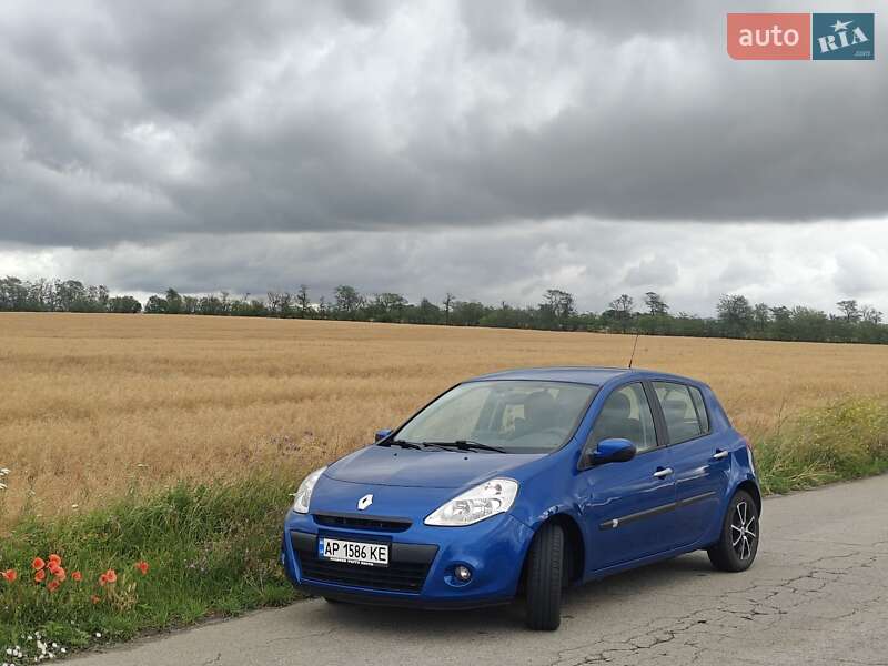 Хетчбек Renault Clio 2011 в Запоріжжі