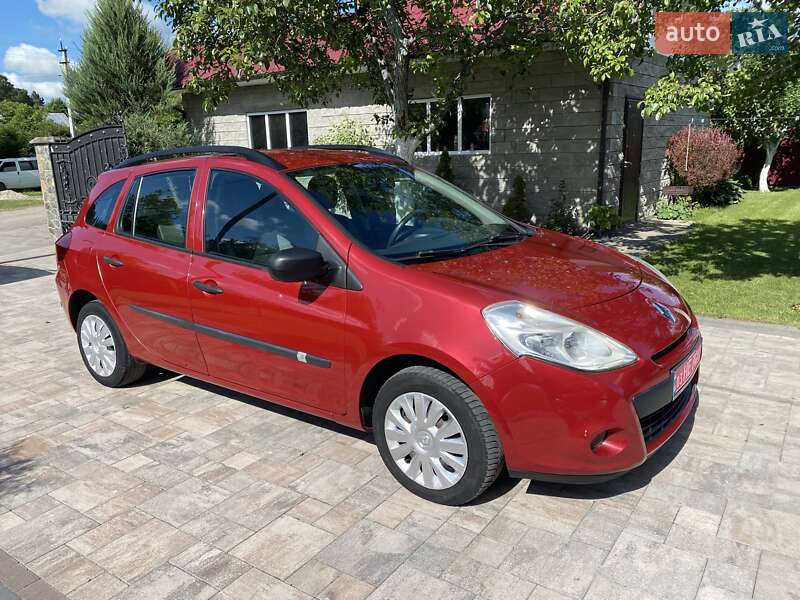 Универсал Renault Clio 2009 в Дубно
