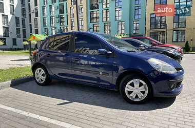 Хэтчбек Renault Clio 2008 в 