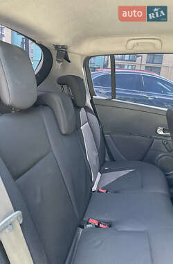 Хэтчбек Renault Clio 2008 в 