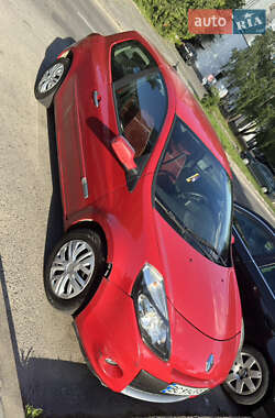 Хэтчбек Renault Clio 2010 в 