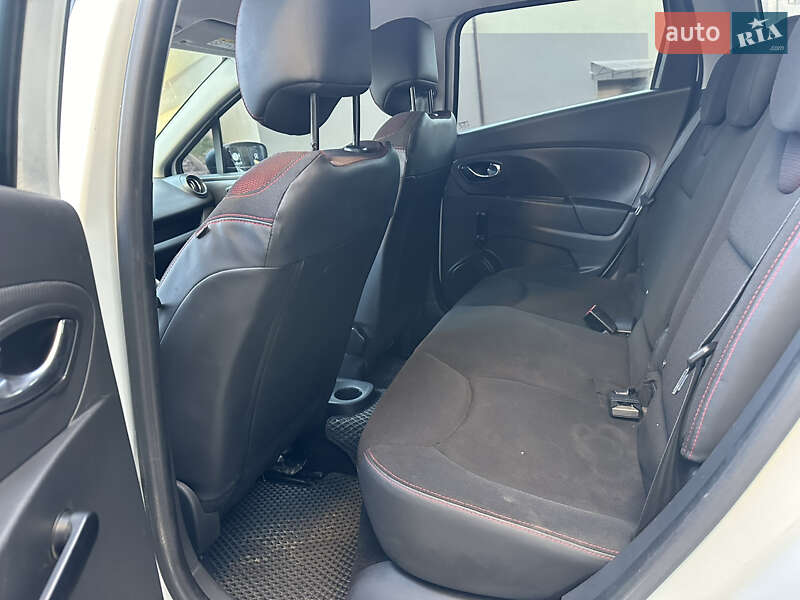 Универсал Renault Clio 2013 в Ивано-Франковске