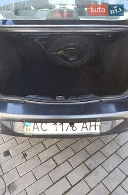Седан Renault Clio 2008 в 