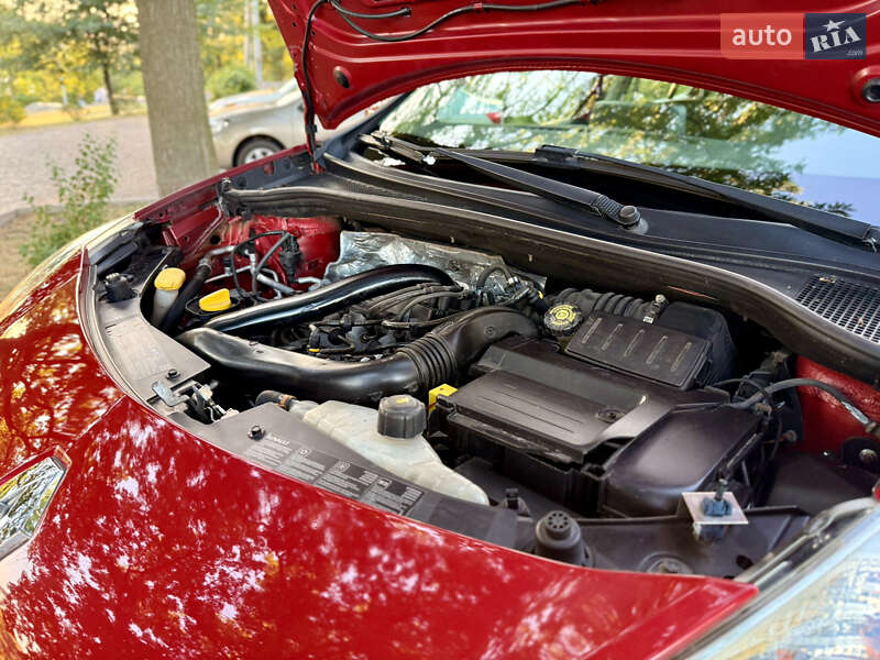Хетчбек Renault Clio 2010 в Кропивницькому