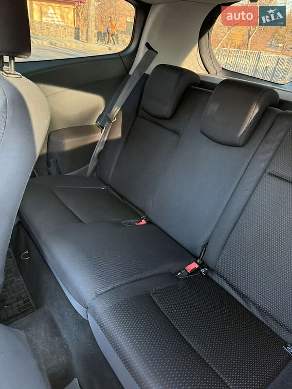 Хэтчбек Renault Clio 2005 в Луцке