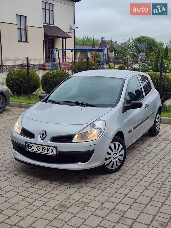Хетчбек Renault Clio 2007 в Стрию